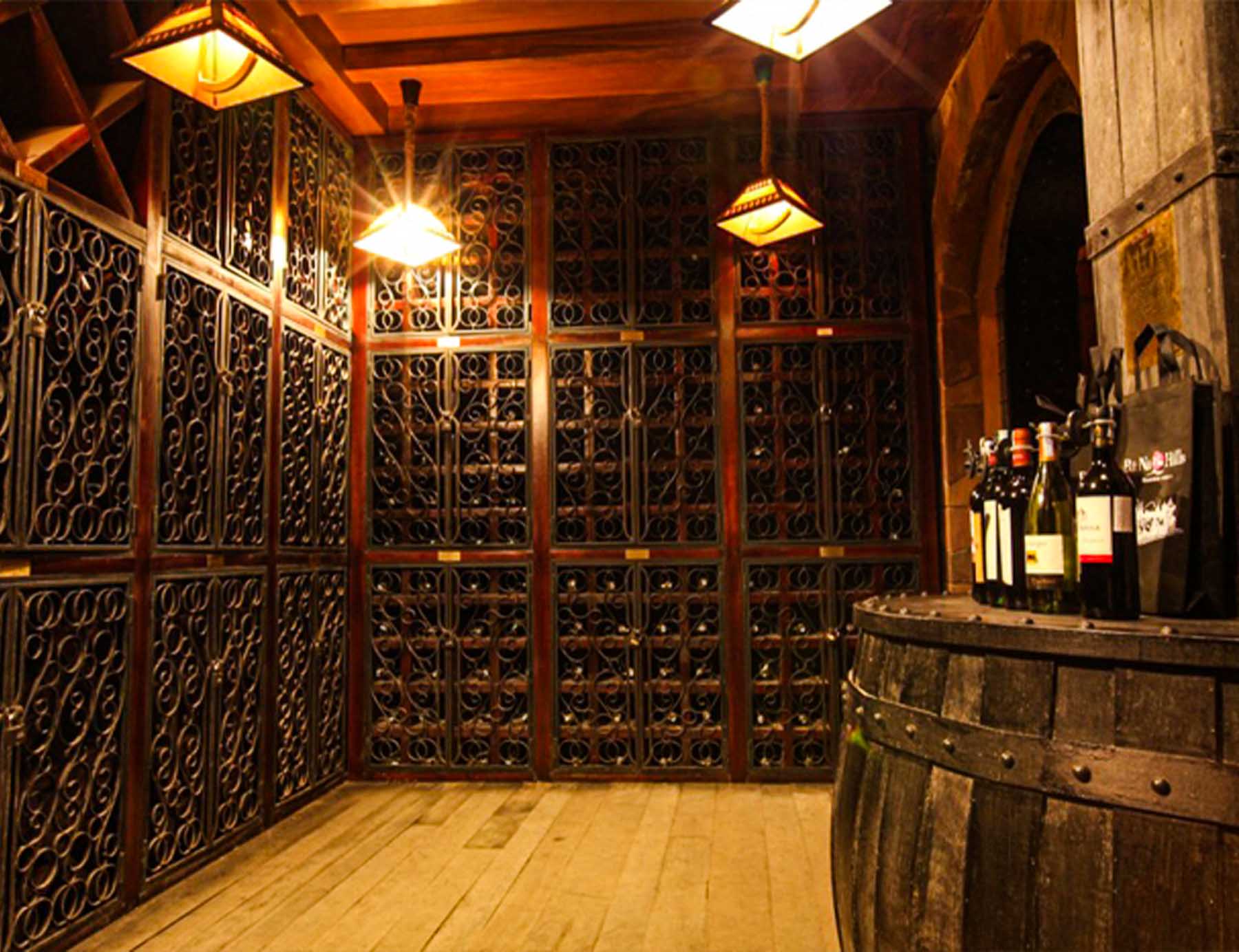Hầm rượu Debay được nằm sâu trong núi trên Bà Nà Hills